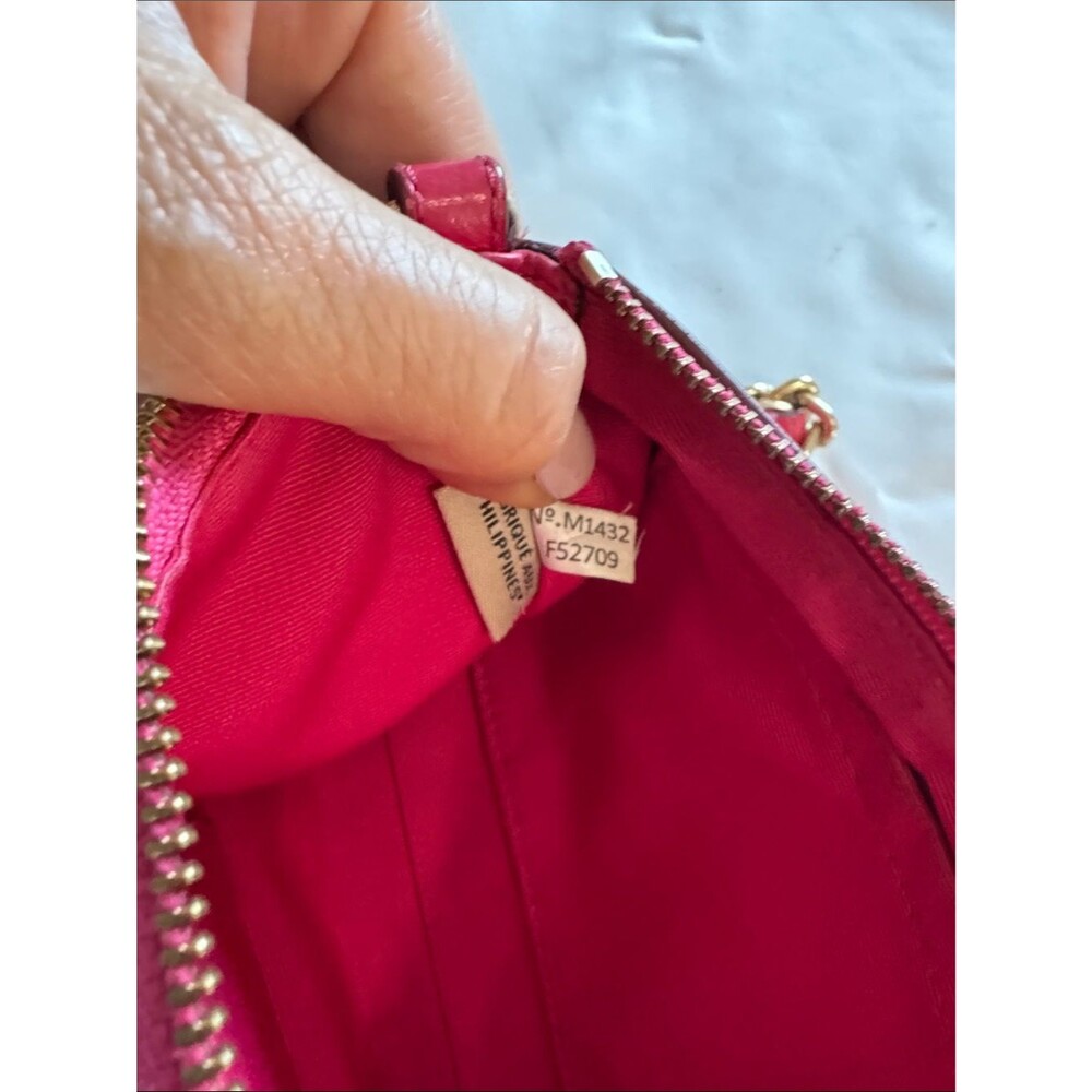 Coach Quinn Pebbled Leather Crossbody Style #F52709) hot pink/cranberry color - Picture 4 of 8